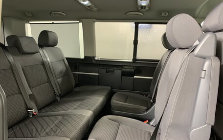 Volkswagen Multivan T5, 2010 год, 1 985 000 рублей, 18 фотография