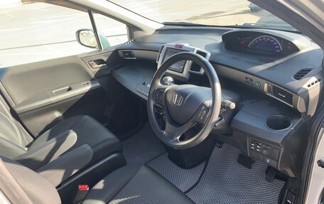 Honda Freed I, 2011 год, 1 300 000 рублей, 14 фотография