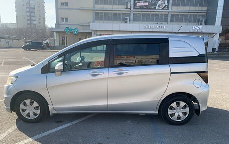 Honda Freed I, 2011 год, 1 300 000 рублей, 34 фотография