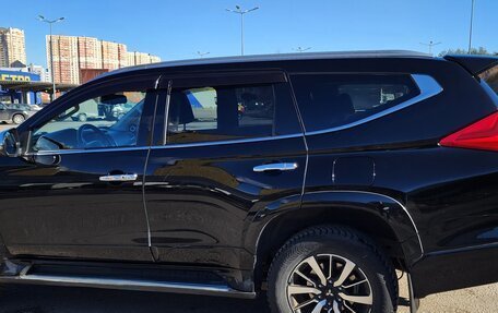 Mitsubishi Pajero Sport III рестайлинг, 2019 год, 4 600 000 рублей, 8 фотография