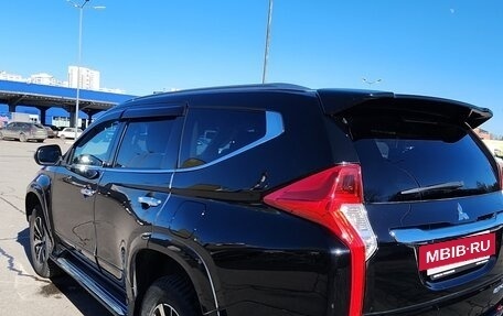 Mitsubishi Pajero Sport III рестайлинг, 2019 год, 4 600 000 рублей, 3 фотография