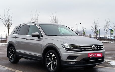 Volkswagen Tiguan II, 2017 год, 2 804 400 рублей, 3 фотография