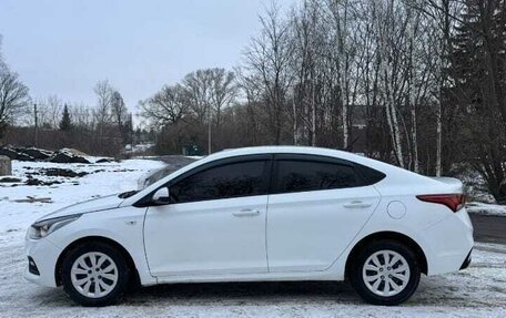 Hyundai Solaris II рестайлинг, 2017 год, 1 000 050 рублей, 5 фотография