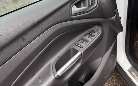 Ford Kuga III, 2015 год, 940 000 рублей, 15 фотография