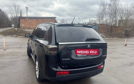 Mitsubishi Outlander III рестайлинг 3, 2012 год, 1 200 000 рублей, 3 фотография