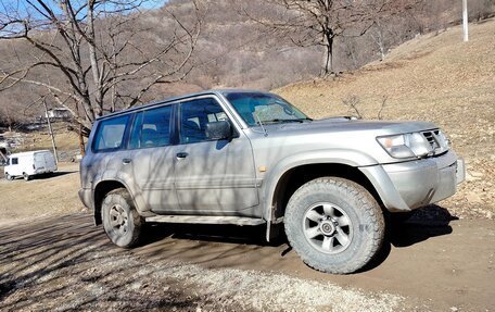 Nissan Patrol, 2001 год, 1 150 000 рублей, 3 фотография