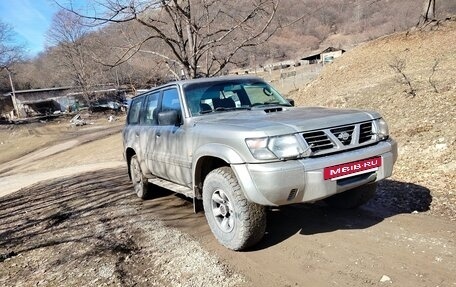 Nissan Patrol, 2001 год, 1 150 000 рублей, 2 фотография