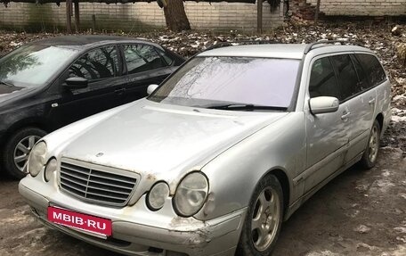 Mercedes-Benz E-Класс, 2000 год, 460 000 рублей, 2 фотография