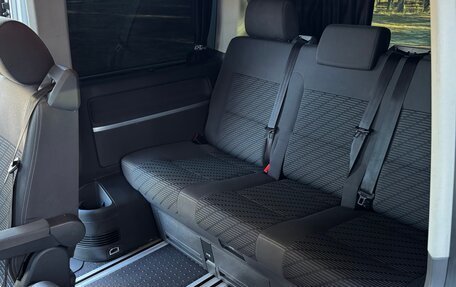Volkswagen Multivan T5, 2010 год, 2 849 000 рублей, 26 фотография