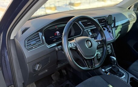 Volkswagen Tiguan II, 2017 год, 2 430 000 рублей, 6 фотография