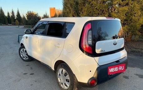 KIA Soul II рестайлинг, 2015 год, 1 530 000 рублей, 3 фотография