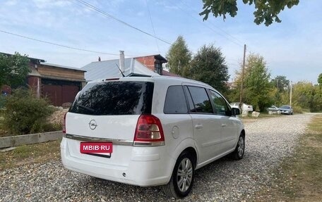 Opel Zafira B, 2012 год, 700 000 рублей, 10 фотография