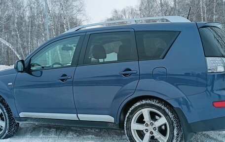 Mitsubishi Outlander III рестайлинг 3, 2007 год, 830 000 рублей, 7 фотография