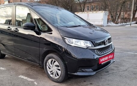 Honda Freed II, 2021 год, 1 600 000 рублей, 21 фотография