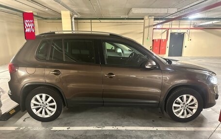 Volkswagen Tiguan I, 2016 год, 1 895 000 рублей, 3 фотография