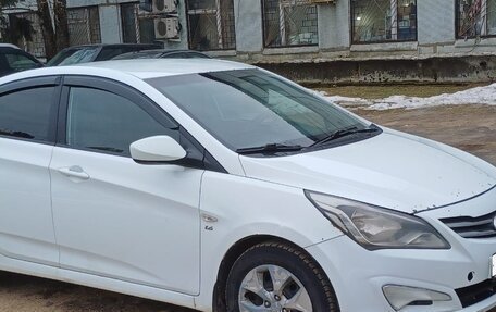 Hyundai Solaris II рестайлинг, 2014 год, 600 000 рублей, 4 фотография