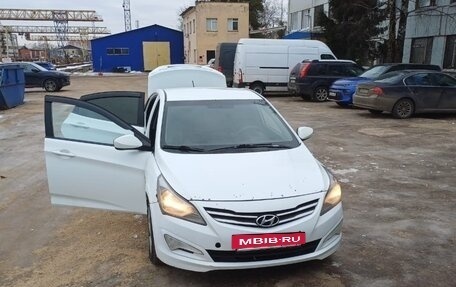 Hyundai Solaris II рестайлинг, 2014 год, 600 000 рублей, 7 фотография