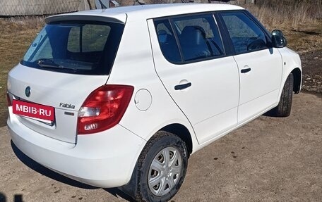 Skoda Fabia II, 2012 год, 350 000 рублей, 4 фотография