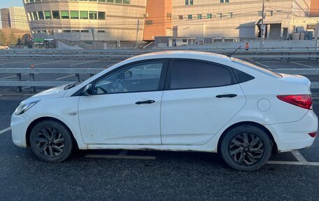 Hyundai Solaris II рестайлинг, 2013 год, 530 000 рублей, 5 фотография