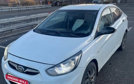 Hyundai Solaris II рестайлинг, 2013 год, 530 000 рублей, 4 фотография