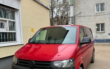 Volkswagen Caravelle T5, 2014 год, 1 900 000 рублей, 1 фотография