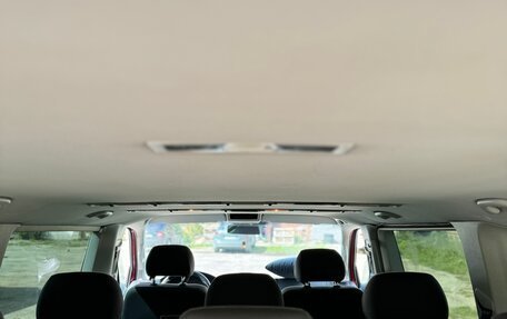 Volkswagen Caravelle T5, 2014 год, 1 900 000 рублей, 8 фотография