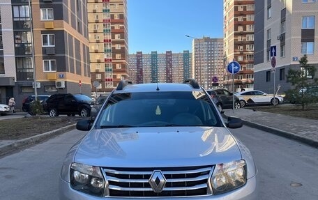 Renault Duster I рестайлинг, 2014 год, 850 000 рублей, 3 фотография