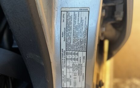 Mitsubishi Carisma I, 2002 год, 300 000 рублей, 9 фотография