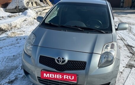 Toyota Yaris III рестайлинг, 2006 год, 599 000 рублей, 9 фотография