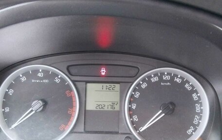 Skoda Fabia II, 2010 год, 350 000 рублей, 2 фотография