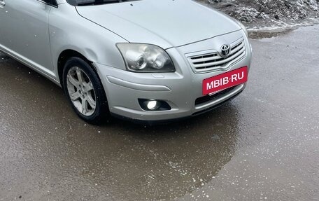 Toyota Avensis III рестайлинг, 2007 год, 800 000 рублей, 2 фотография