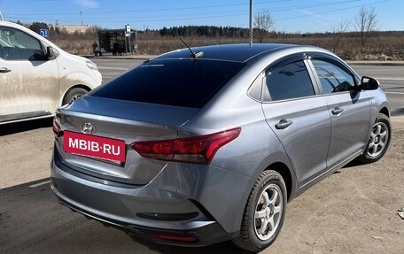 Hyundai Solaris II рестайлинг, 2020 год, 1 500 000 рублей, 4 фотография