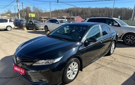 Toyota Camry, 2018 год, 2 300 000 рублей, 13 фотография