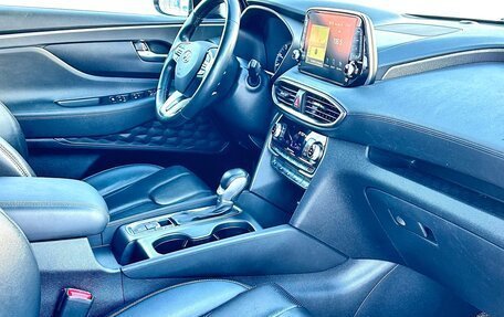 Hyundai Santa Fe IV, 2018 год, 3 190 000 рублей, 10 фотография