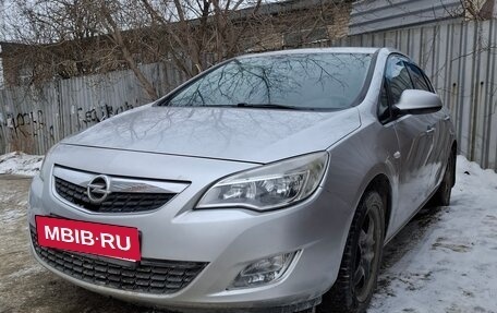 Opel Astra J, 2012 год, 730 000 рублей, 5 фотография