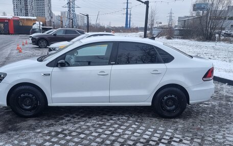 Volkswagen Polo VI (EU Market), 2017 год, 950 000 рублей, 2 фотография