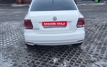 Volkswagen Polo VI (EU Market), 2017 год, 950 000 рублей, 4 фотография