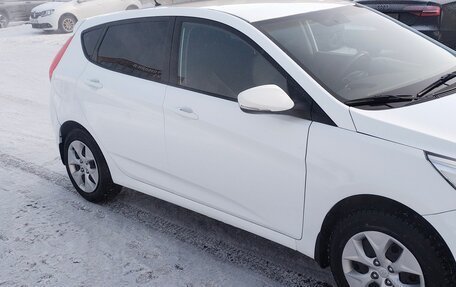 Hyundai Solaris II рестайлинг, 2013 год, 899 000 рублей, 1 фотография