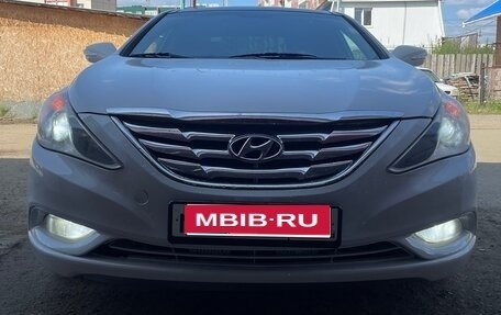 Hyundai Sonata VI, 2012 год, 1 310 000 рублей, 1 фотография