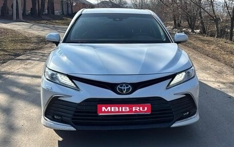 Toyota Camry, 2021 год, 3 400 000 рублей, 1 фотография