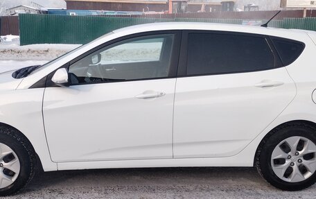 Hyundai Solaris II рестайлинг, 2013 год, 899 000 рублей, 3 фотография