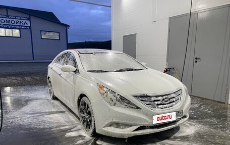 Hyundai Sonata VI, 2012 год, 1 310 000 рублей, 2 фотография