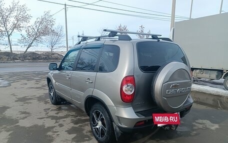 Chevrolet Niva I рестайлинг, 2017 год, 975 000 рублей, 10 фотография