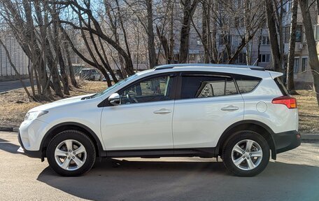 Toyota RAV4, 2014 год, 1 850 000 рублей, 2 фотография