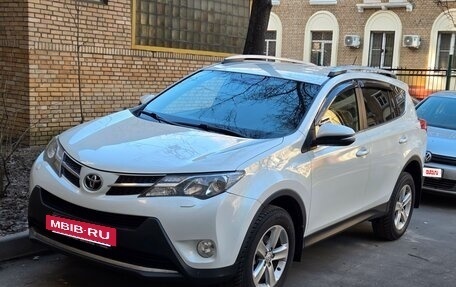 Toyota RAV4, 2014 год, 1 850 000 рублей, 9 фотография