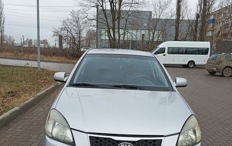 KIA Rio II, 2010 год, 700 000 рублей, 6 фотография