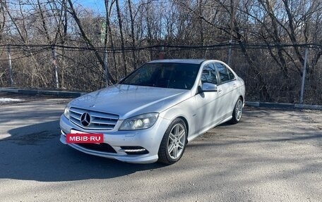 Mercedes-Benz C-Класс, 2010 год, 1 200 000 рублей, 2 фотография