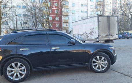 Infiniti FX I, 2006 год, 770 000 рублей, 17 фотография