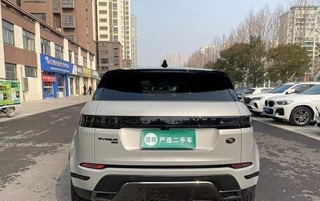 Land Rover Range Rover Evoque II, 2022 год, 3 950 000 рублей, 3 фотография