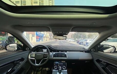 Land Rover Range Rover Evoque II, 2022 год, 3 950 000 рублей, 6 фотография